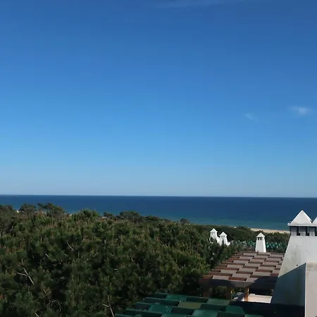 Casa Bambu, Paraiso Na Terra Nyaraló