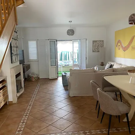 Casa Bambu, Paraiso Na Terra بيت للعطل *