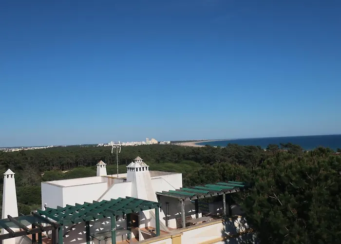 Semesterbostad Casa Bambu, Paraiso Na Terra Praia Verde